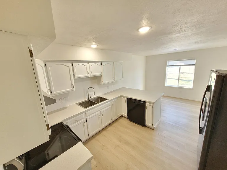 20 Westhaven Dr — Photo 11