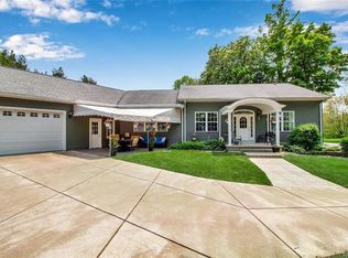 S3341 Two Rod Rd, East Aurora, NY 14052