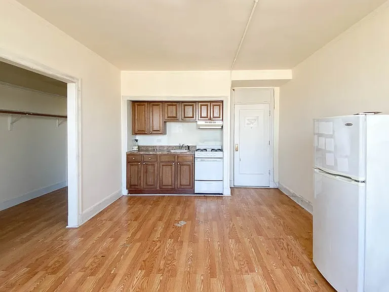 3335 W Diversey Ave #913 — Photo 13