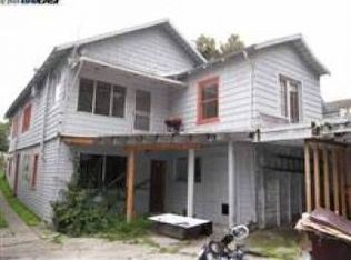546 Chetwood St, Oakland, CA 94610