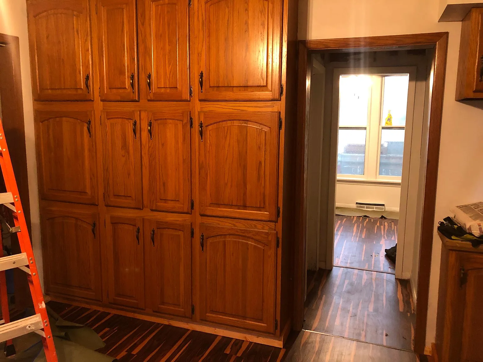 1025 N F St — Photo 3