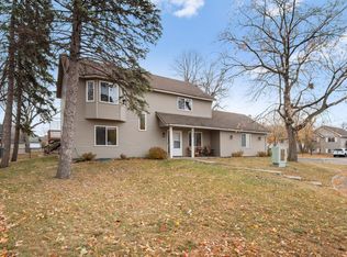 805 Spruce St, Farmington, MN 55024