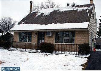 1st image of 2874 Normandy Dr