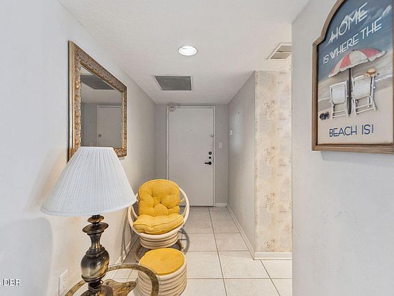4th image of 3043 S Atlantic Ave APT 1604