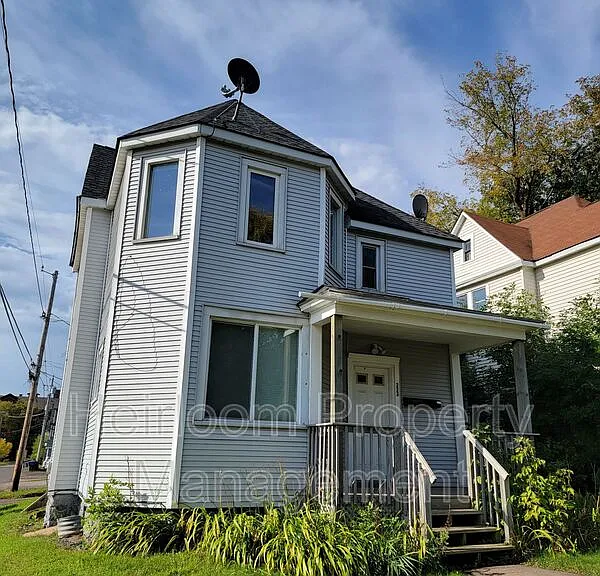 223 N 11th Ave E #2 — Photo 15