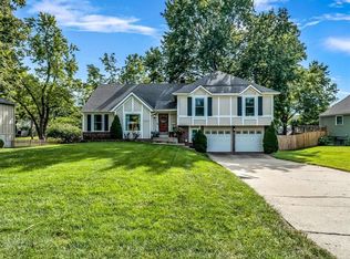 11417 W 99th St, Overland Park, KS 66214