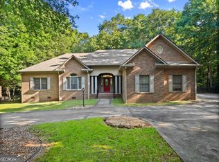 207 Riverbend Cir, Royston, GA 30662
