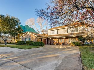 182 Spyglass Rd, Mc Queeney, TX 78123