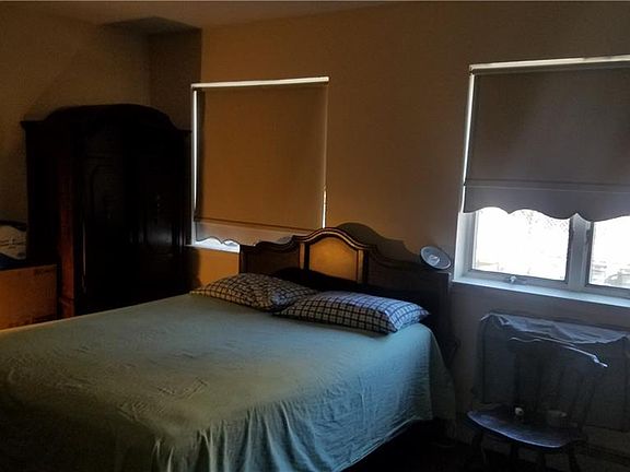 4th image of 2629 E 26th St APT 102