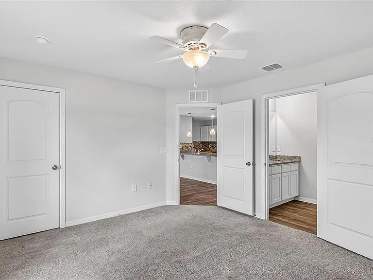 842 Gila Way — Photo 14