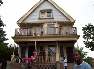 2867 N 19th St, Milwaukee, WI 53206