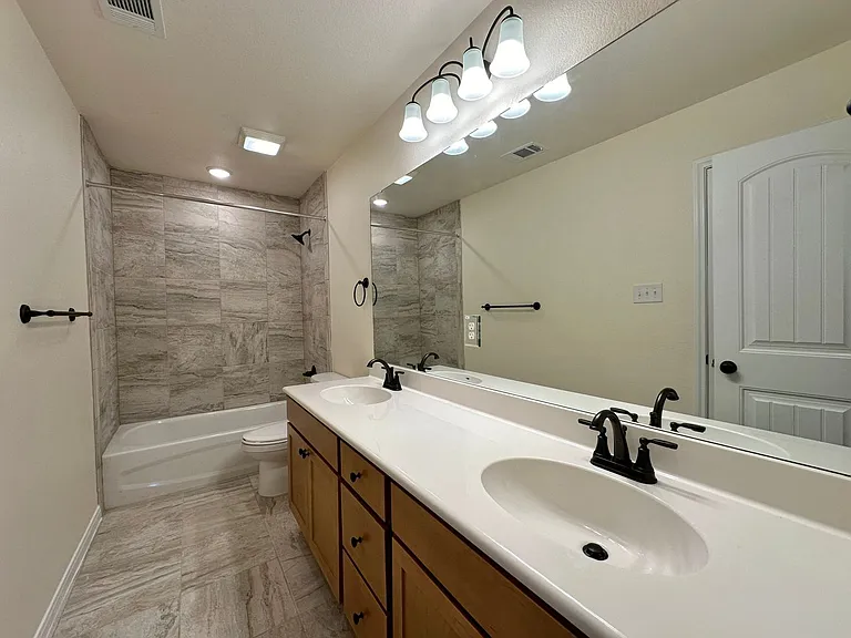 905 Galloway Dr — Photo 36