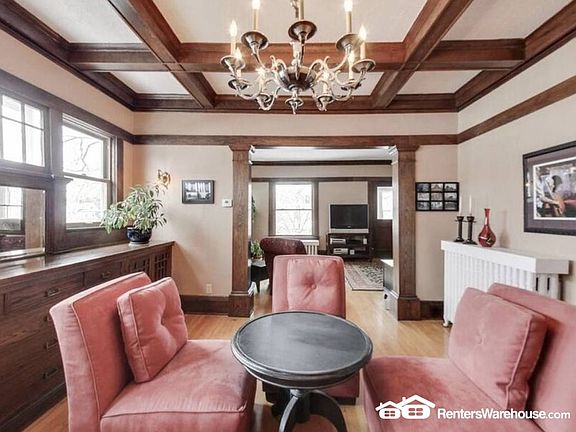 3rd image of 3037 Humboldt Ave S