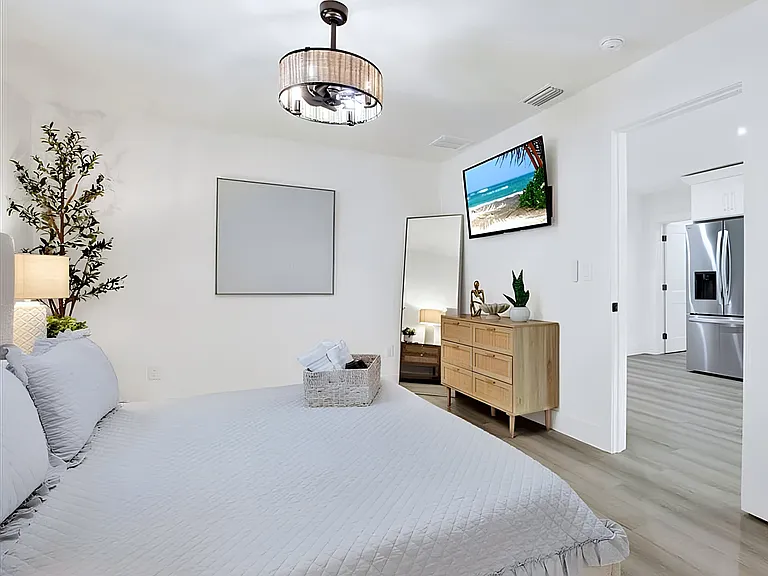 King Bedroom View 2
