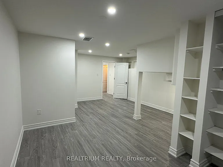 32 Slader Heights St #LOWER — Photo 5