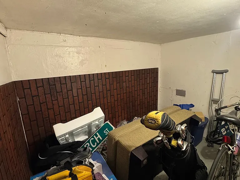92 Strathmore Rd #1B — Photo 9