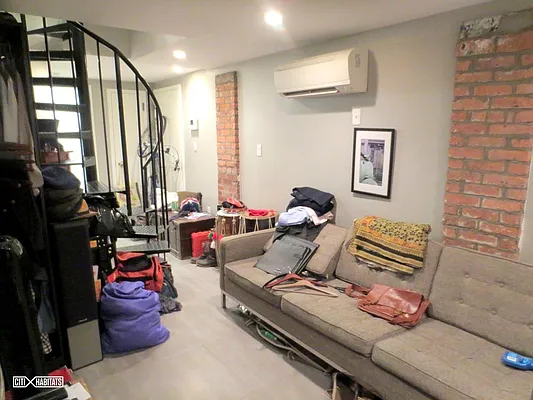 Rented by Citi Habitats | media 51