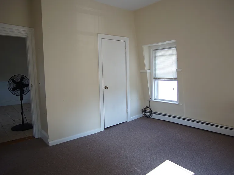 137 Sutton St #2A — Photo 15