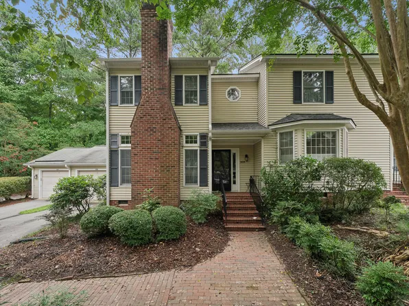 308 Baneberry Close, Pittsboro, NC 27312