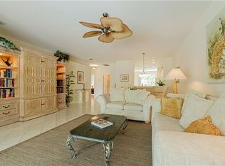 3601 Periwinkle Way, Naples, FL 34114