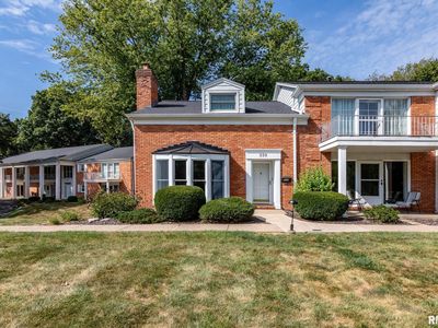 339 Country Club Dr, Pekin, IL, 61554