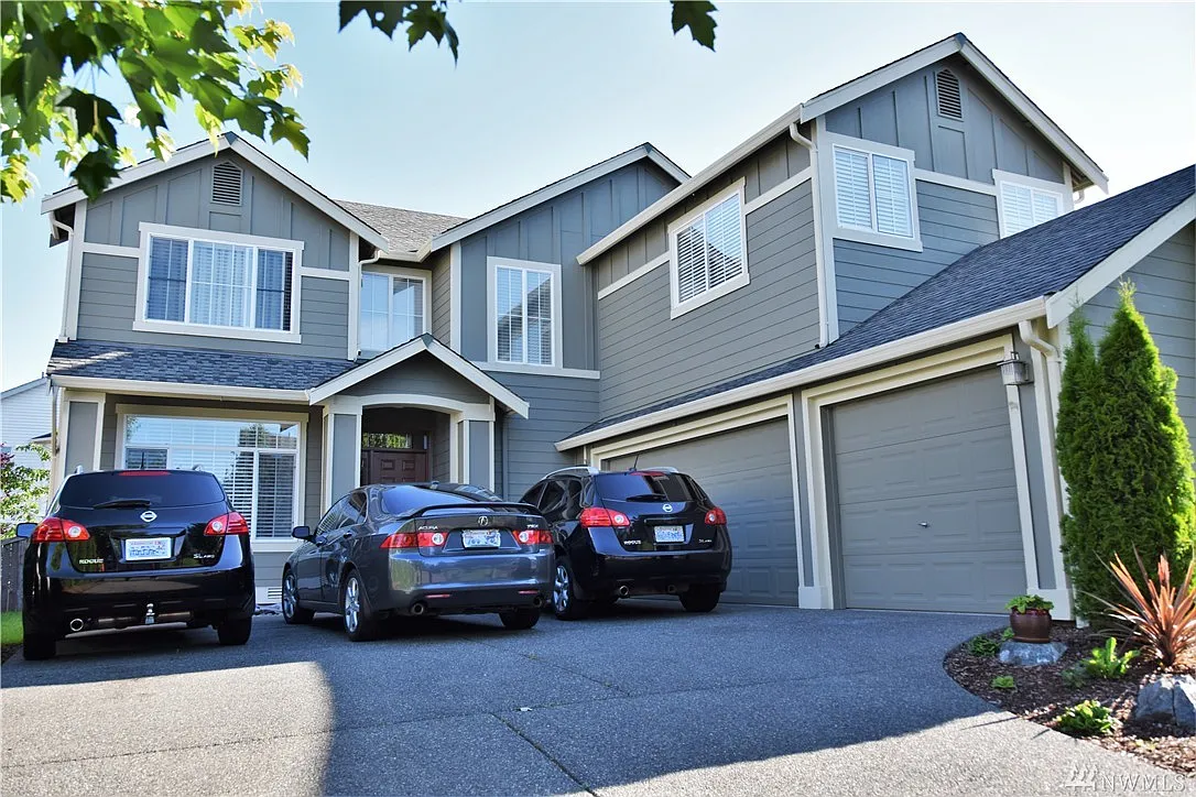 12520 SE 300th Way photo 1