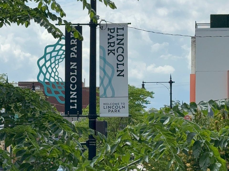 Prime Lincoln Park Location