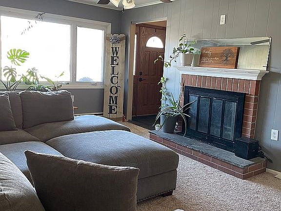 4th image of 115 Rockrose Dr