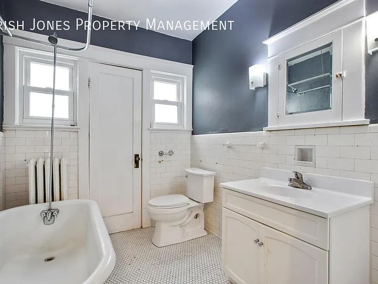 514 Tacoma Ave #3 — Photo 9
