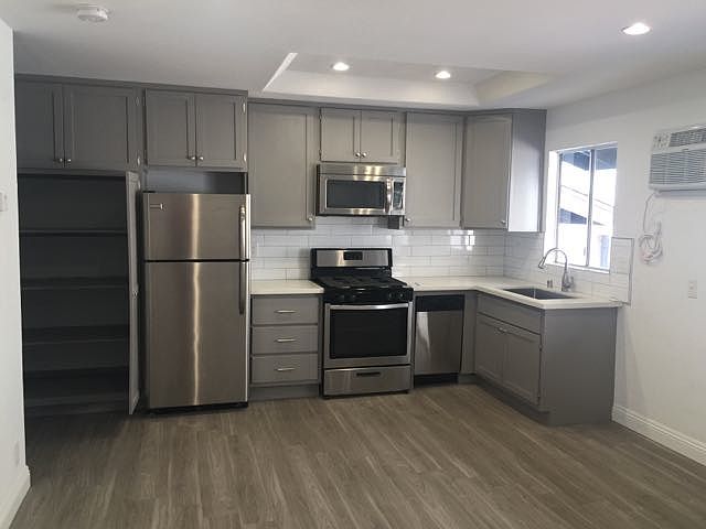 1st image of 144 S Westmoreland Ave APT 5
