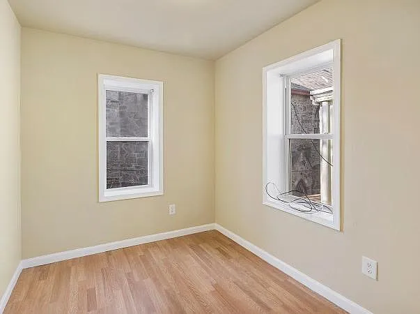 17 E Ashmead St — Photo 16