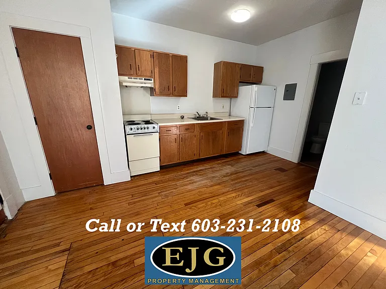14 Main St #2 — Photo 1