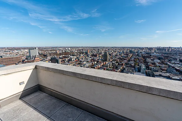 Rented by Corcoran | media 24