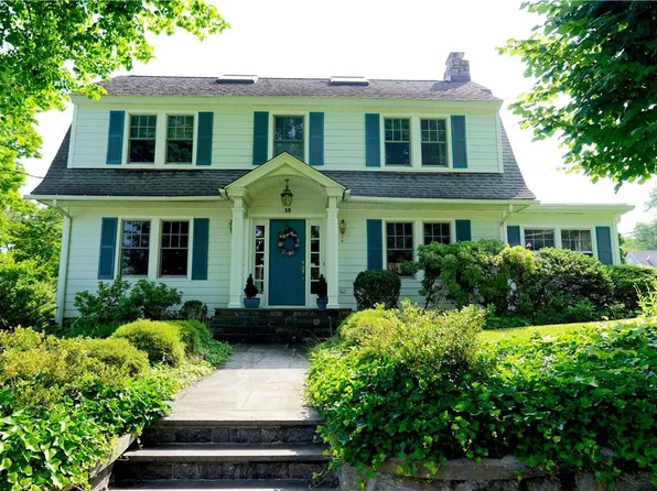 15 Great Oak Lane, Pleasantville, NY 10570