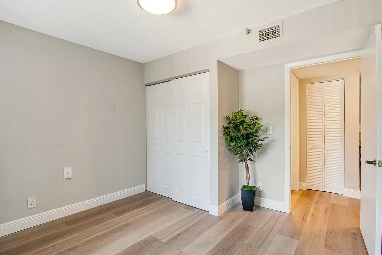 Aventine at Lantana - 55+ Active Adult Apartments — Photo 4