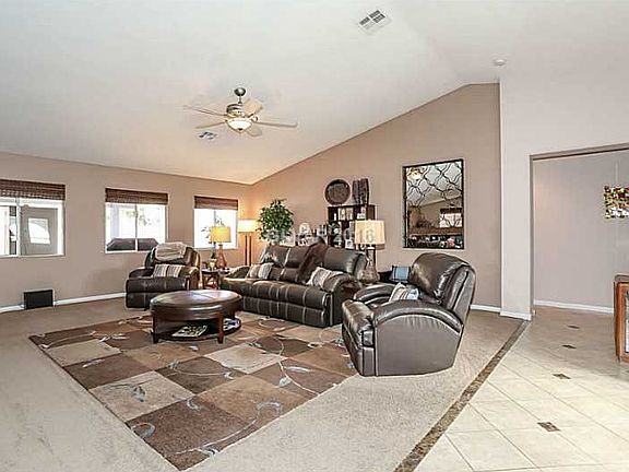 5th image of 178 Regal Sunset Ave