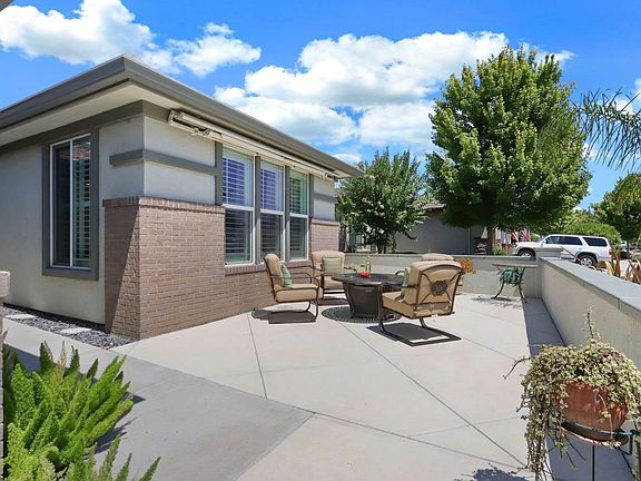 2nd image of 2517 Shadow Berry Dr