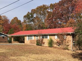 416 Clear Oaks Dr, Dalton, GA 30721