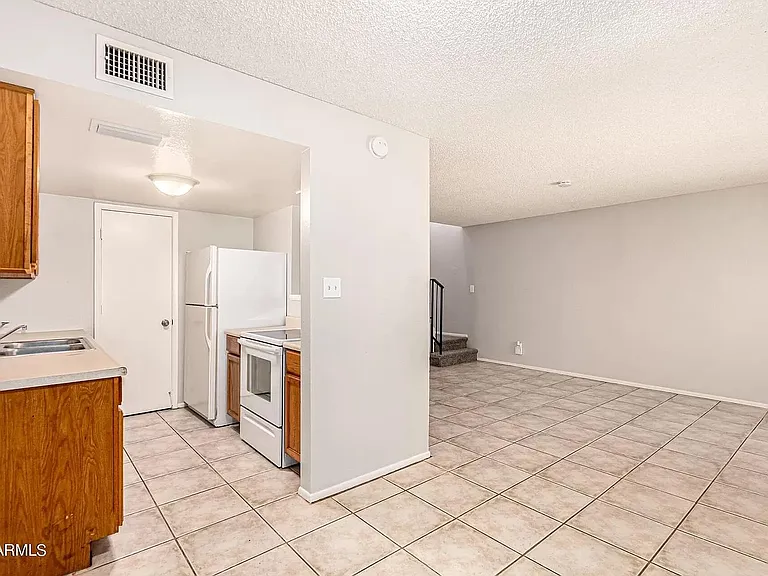 4621 E Southgate Ave — Photo 13