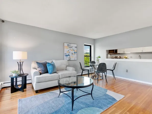 1643 Cambridge St APT 41, Cambridge, MA 02138