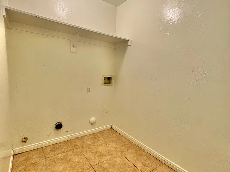 12002 Darlington Ave — Photo 15