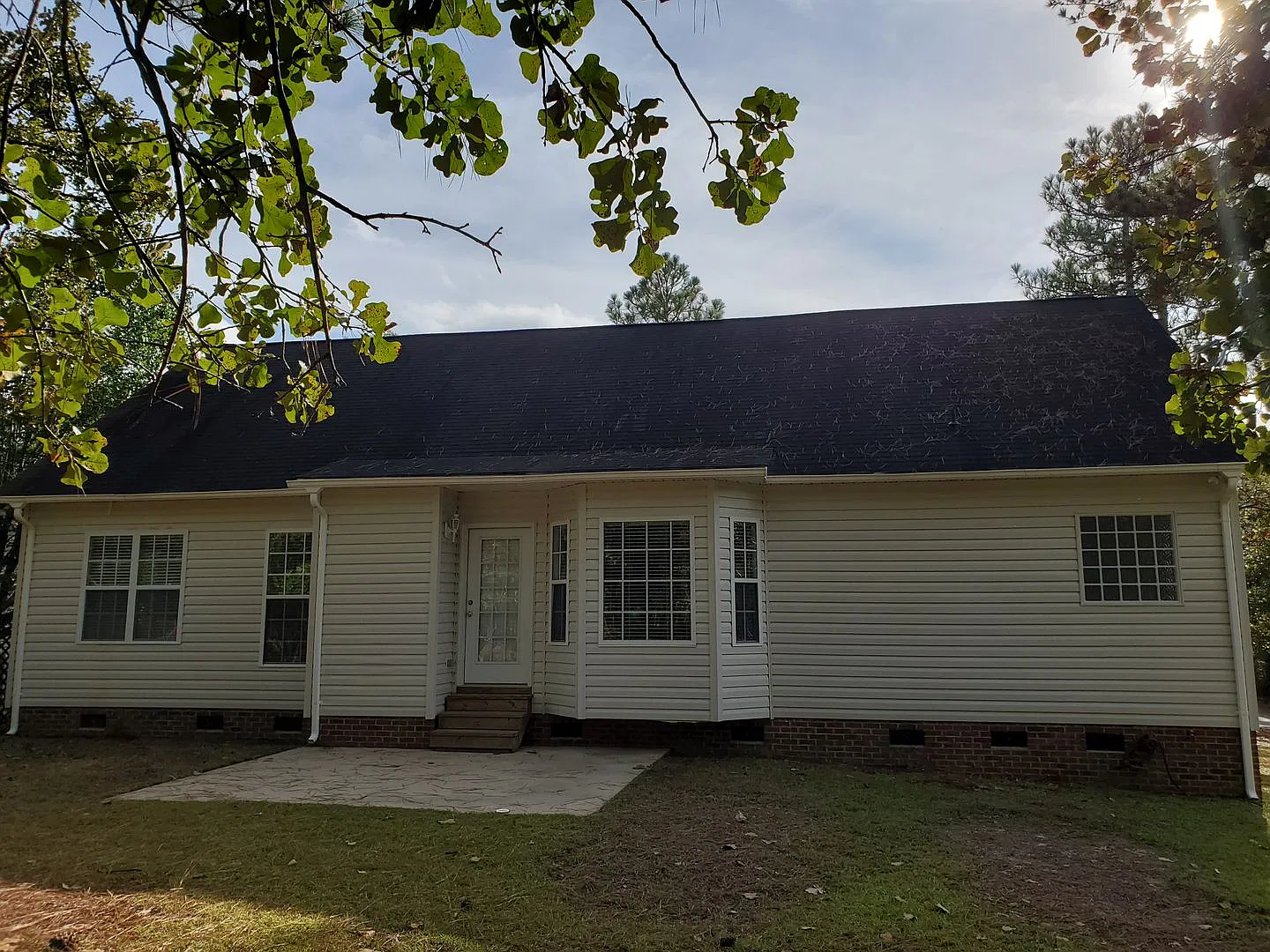 25 Port Tack ~ Carolina Lakes — Photo 2