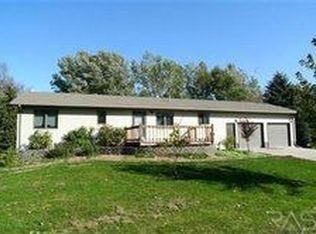 48705 244th St, Jasper, MN 56144