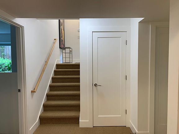 Half Stair to Ext. Door