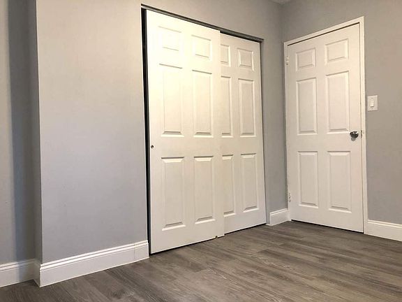 5th image of 2137 Vyse Ave APT Ba