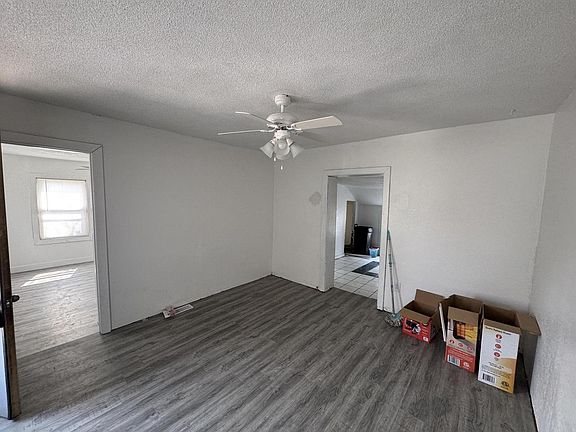 2nd image of 1146 Grand AVENUE