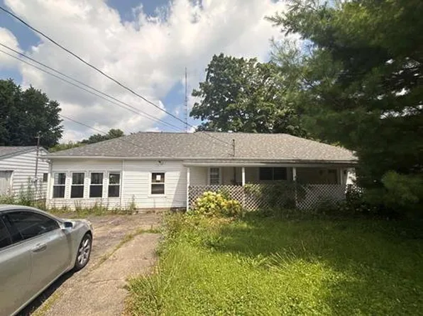 500 E Silver St, Knightstown, IN 46148