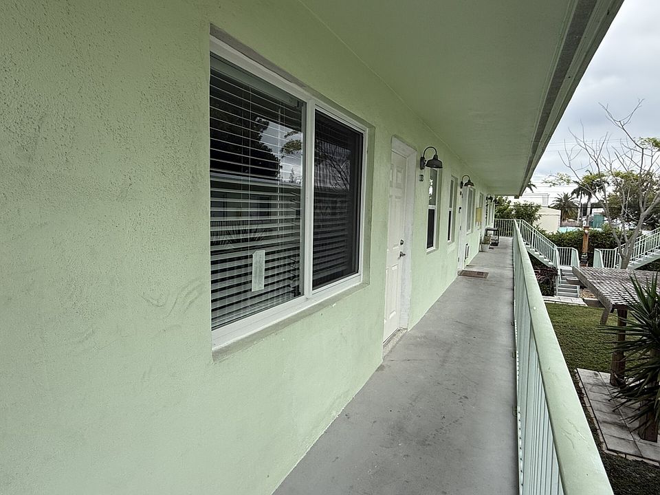 1st image of 1118 N H St #11494084