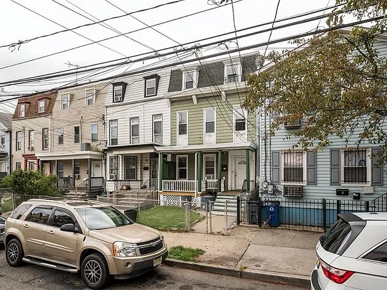 69 Belmont Ave #2 — Photo 21
