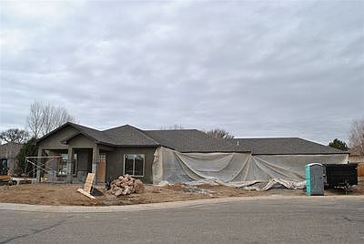 1st image of 149 Larchwood Ct